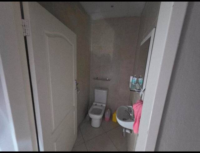 BUSINESS FOR SALE IN DIE HOEWES